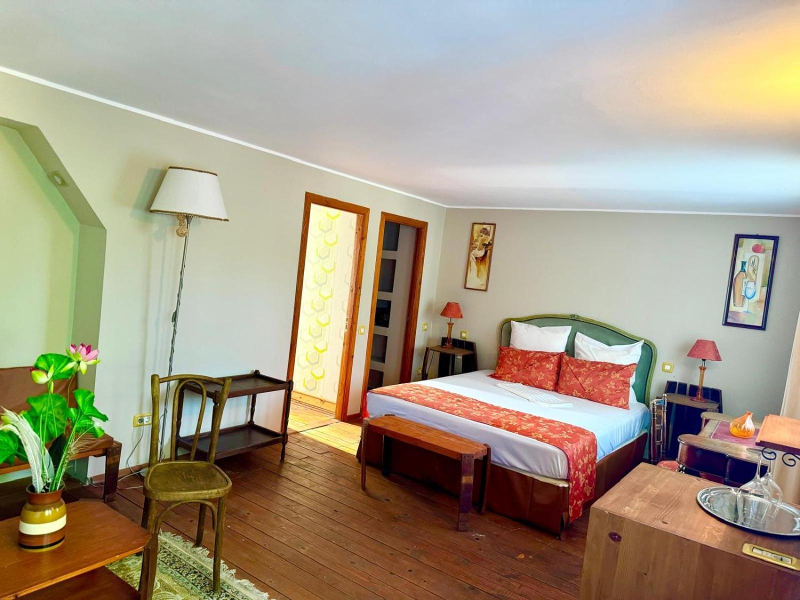 Domeniile Clos Des Colombes Douăzeci şi Trei August Buitenkant foto